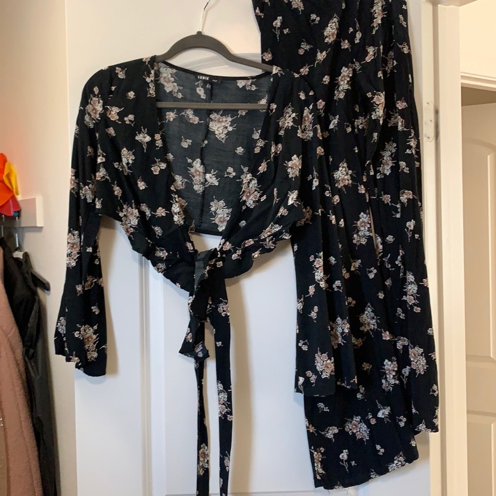 Matching floral set